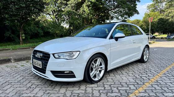 AUDI A3 1.8 TFSI SPORTBACK 16V 180CV GASOLINA 2P AUTOMÁTICO